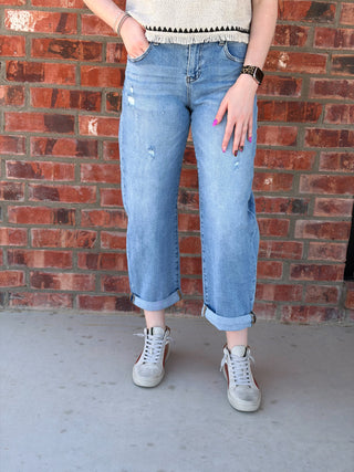 Slouchy ankle/Length Barrel Jean-with-cuffs