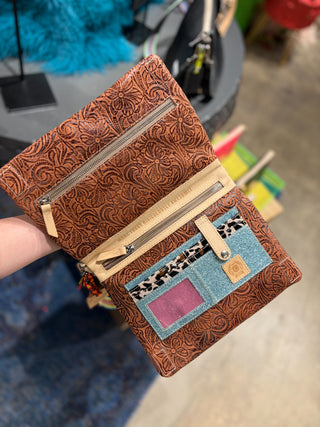 Metro Crossbody, Sally