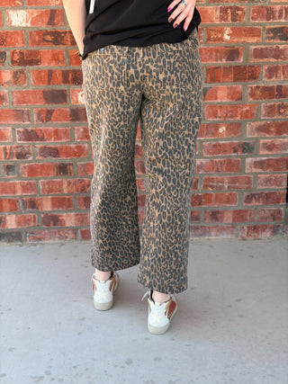 Mid Rise Crop Relaxed Pants