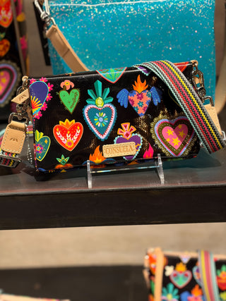 Uptown Crossbody, Vida