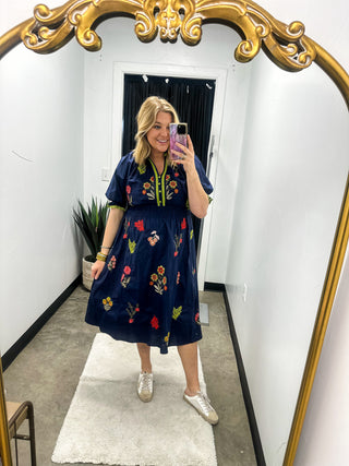 Carrie’s Puff Sleeve Midi Dress