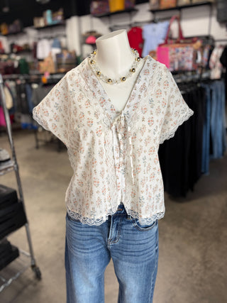 Romantic Floral Lace Tie Blouse