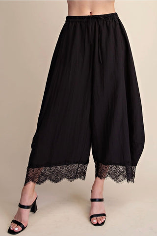 Lace Trim Barrel Pants