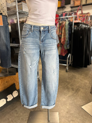 Slouchy ankle/Length Barrel Jean-with-cuffs