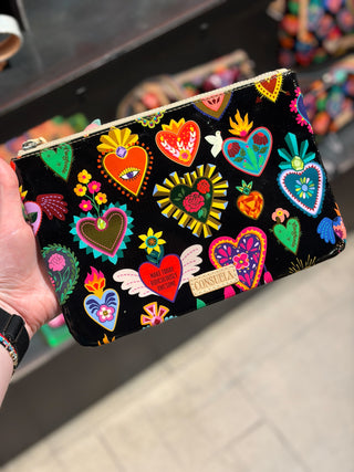Mighty Pouch, Vida