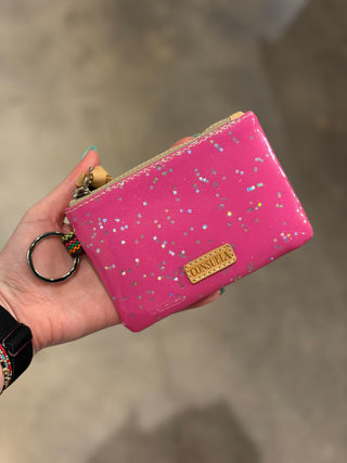 Pouch, Berry