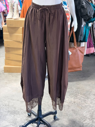 Lace Trim Barrel Pants