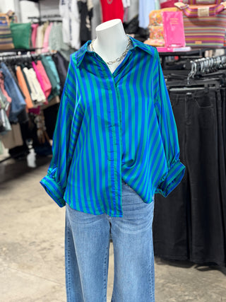 Chrissy’s Button Front Oversized Shirt